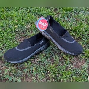 Skechers Black Slip-On Sneakers with Gray Stitching